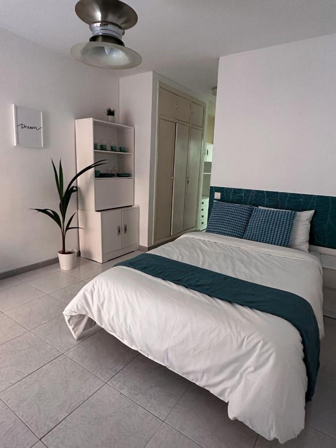 Wonderful Apt With Terrace - 15M Walk Giralda เซบีญา ภายนอก รูปภาพ